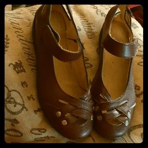 Womens dress shoe